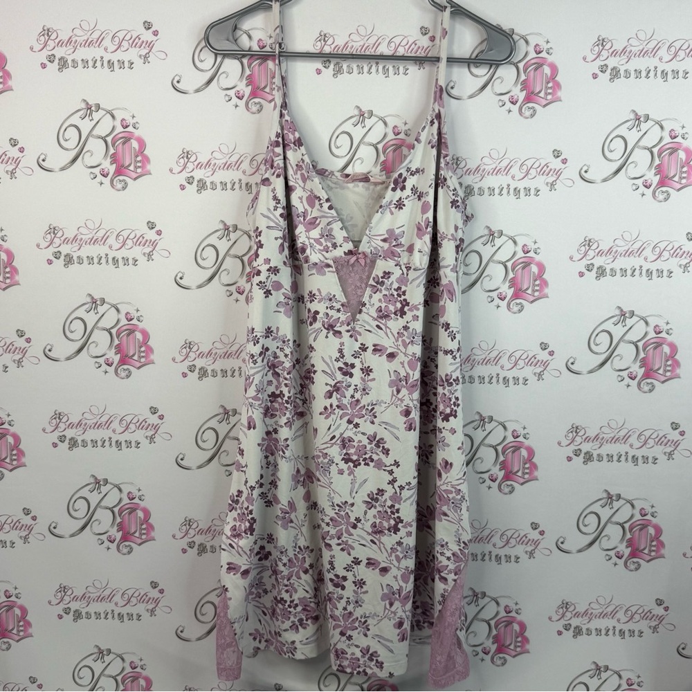 La Vie En Rose dress flowers white purple stretchy lace bow Lavender Floral